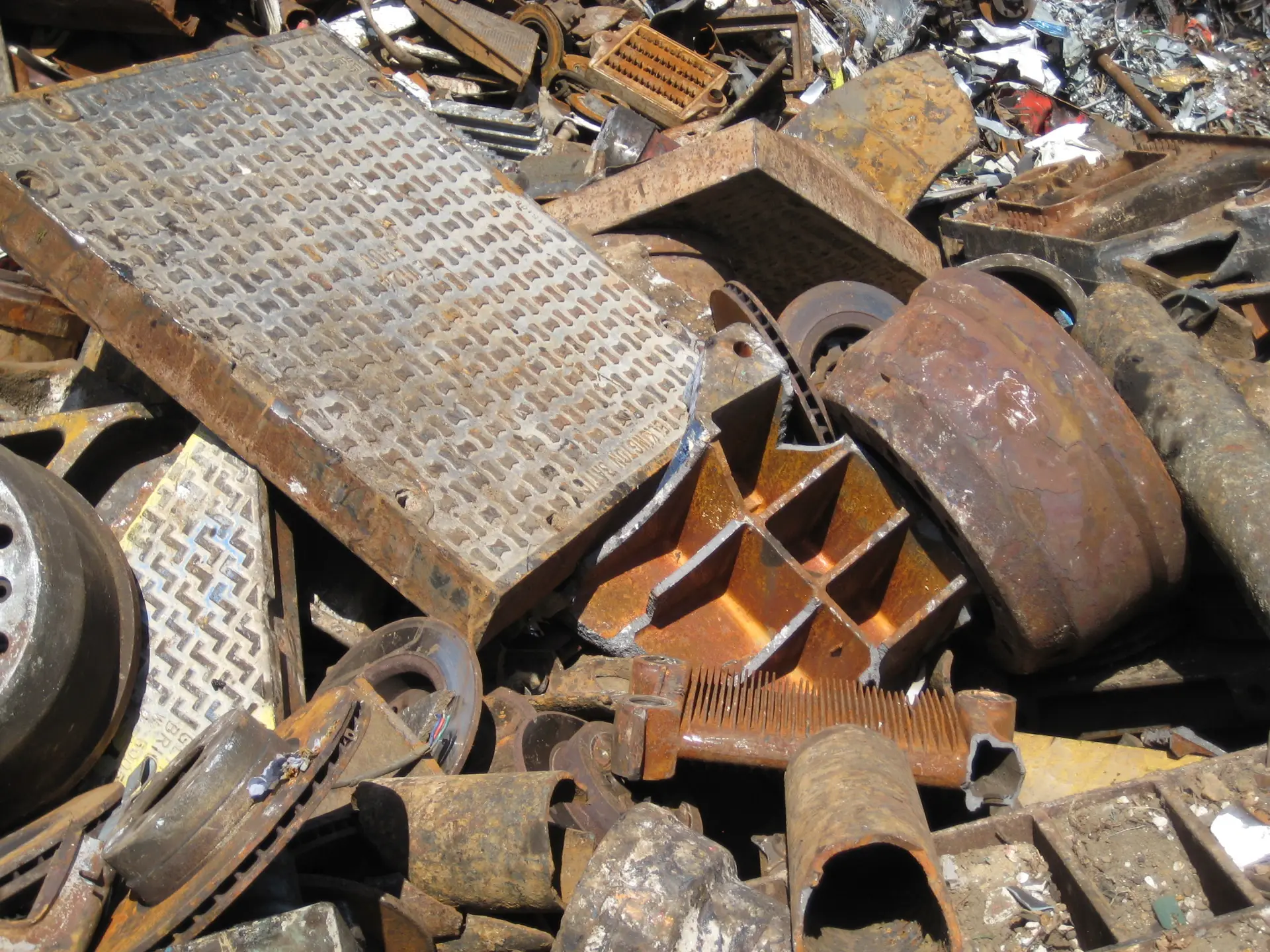 Heavy steel and cast iron scrap at a supplier yard